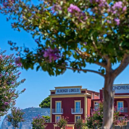 Hotel Lorelei Londres Sorrento Bagian luar foto