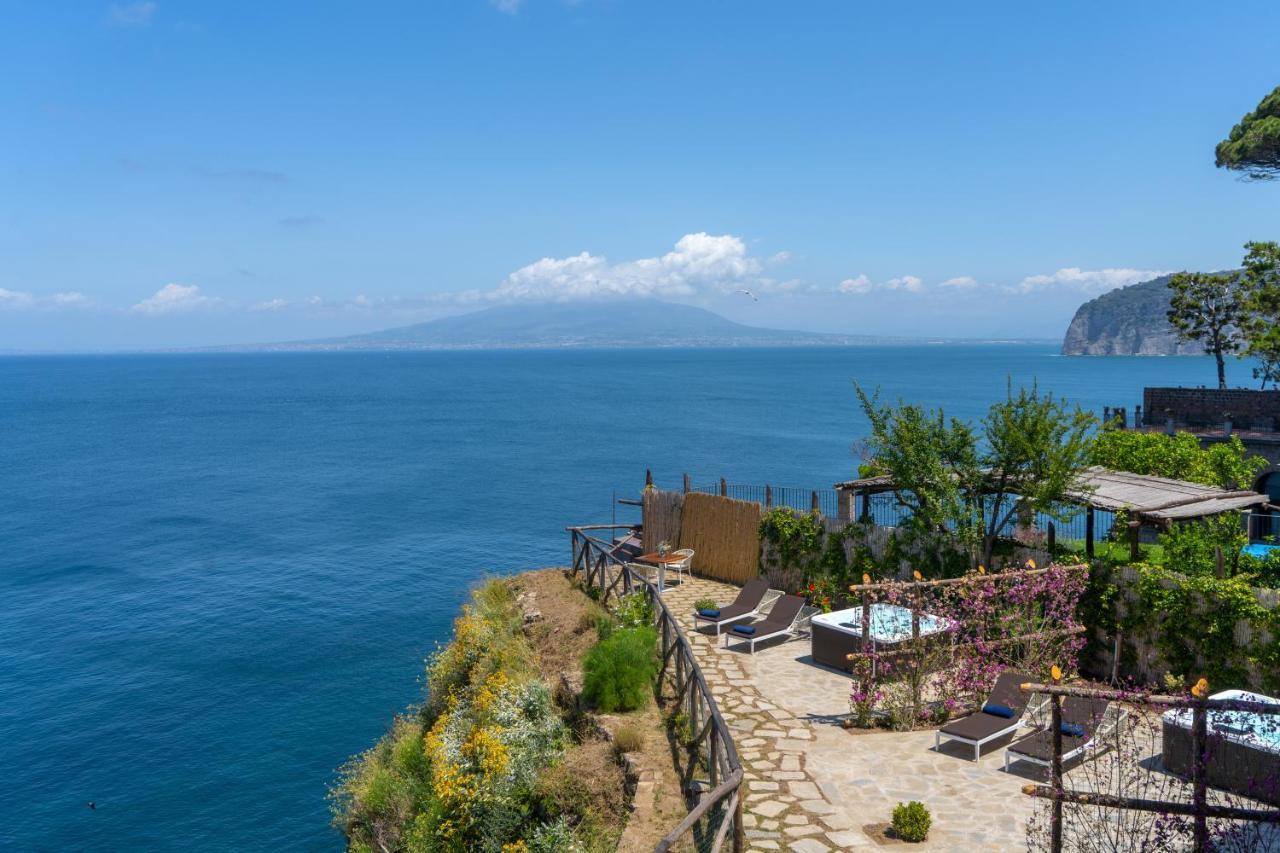 Hotel Lorelei Londres Sorrento Bagian luar foto